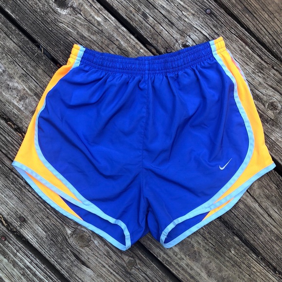 Nike Pants - Nike tempo running shorts